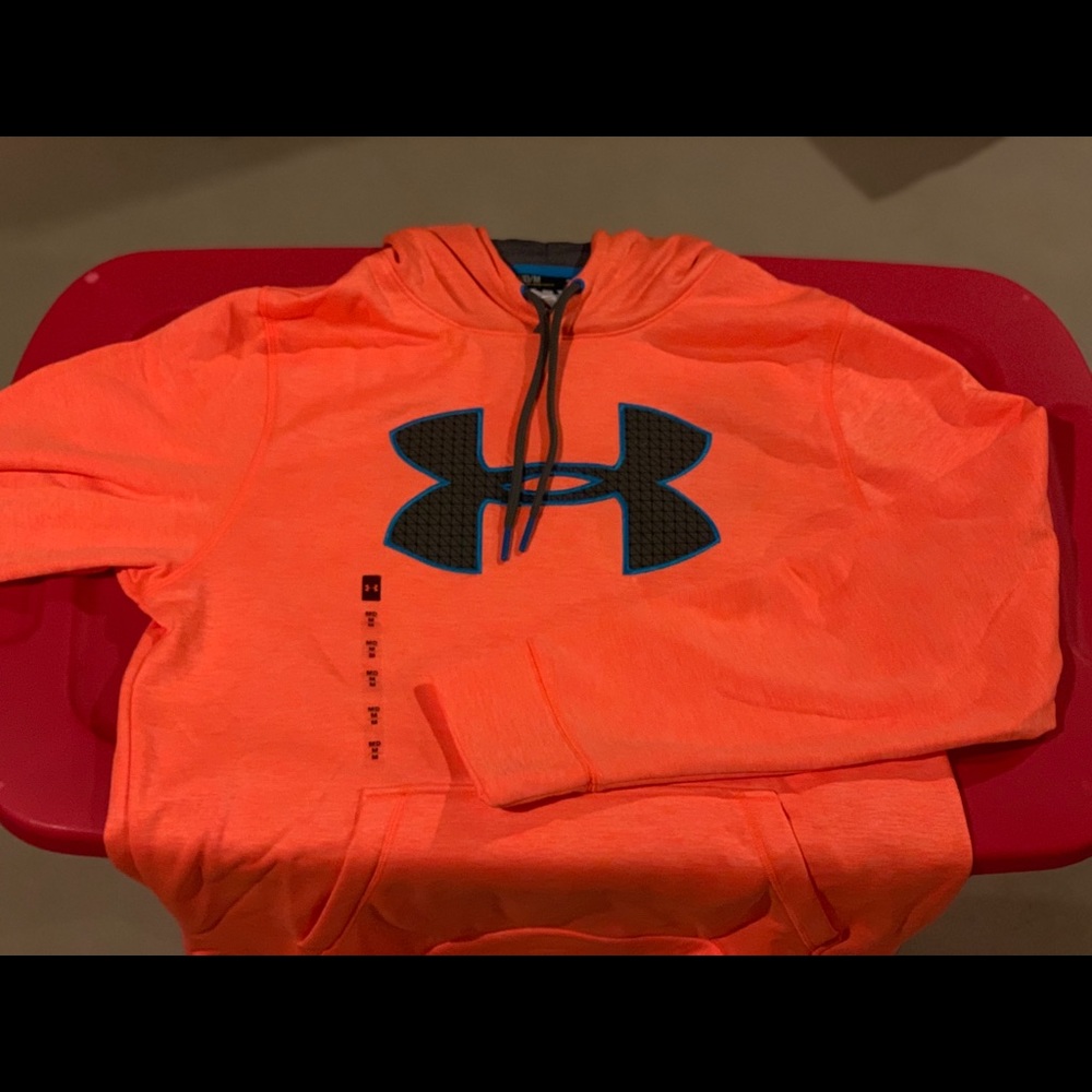 New Under Armour Hoodie in orange Medium